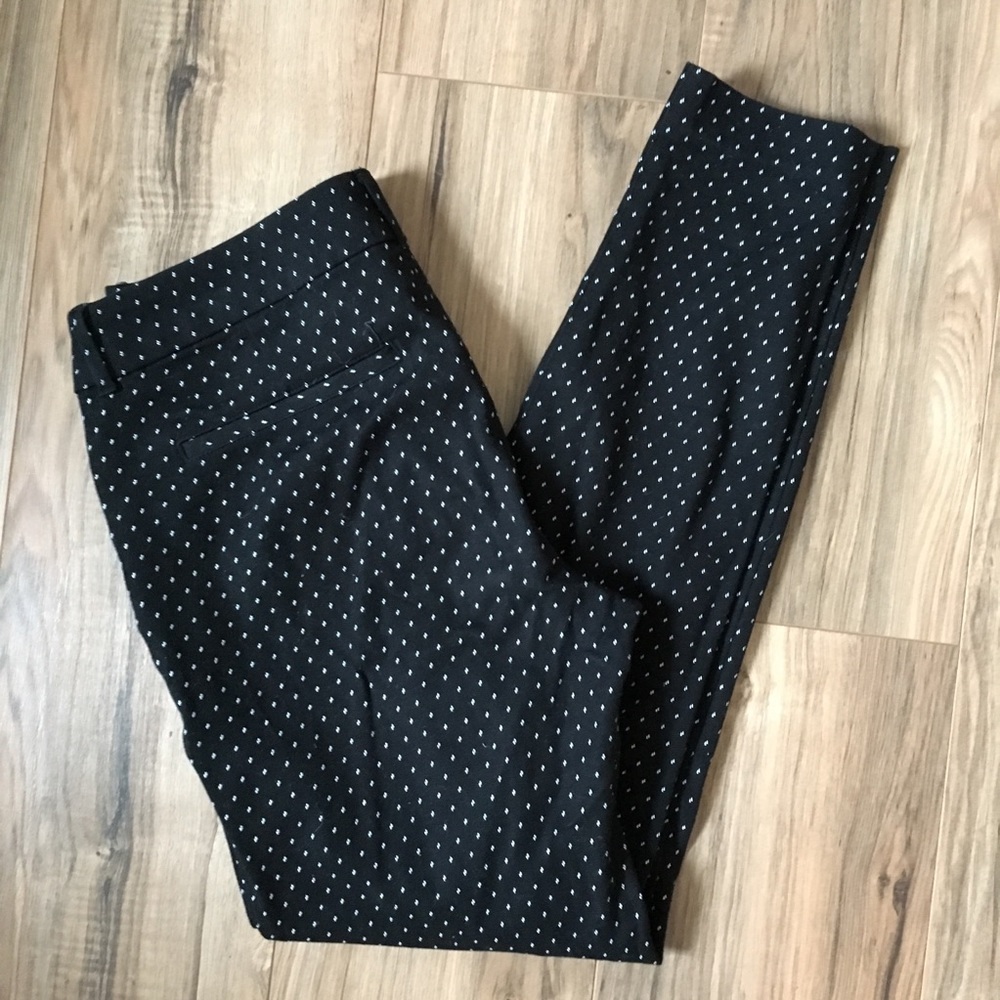 Old Navy Pixie Skinny Pant 8